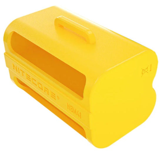 Acebeam 18650 3300mah battery with Nitecore NBM40 magazine