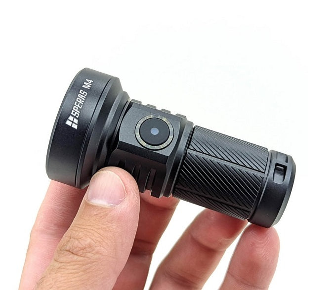 SPERAS M4 Compact Type-C Rechargeable EDC Flashlight 2000lumens 700 meters in one hand