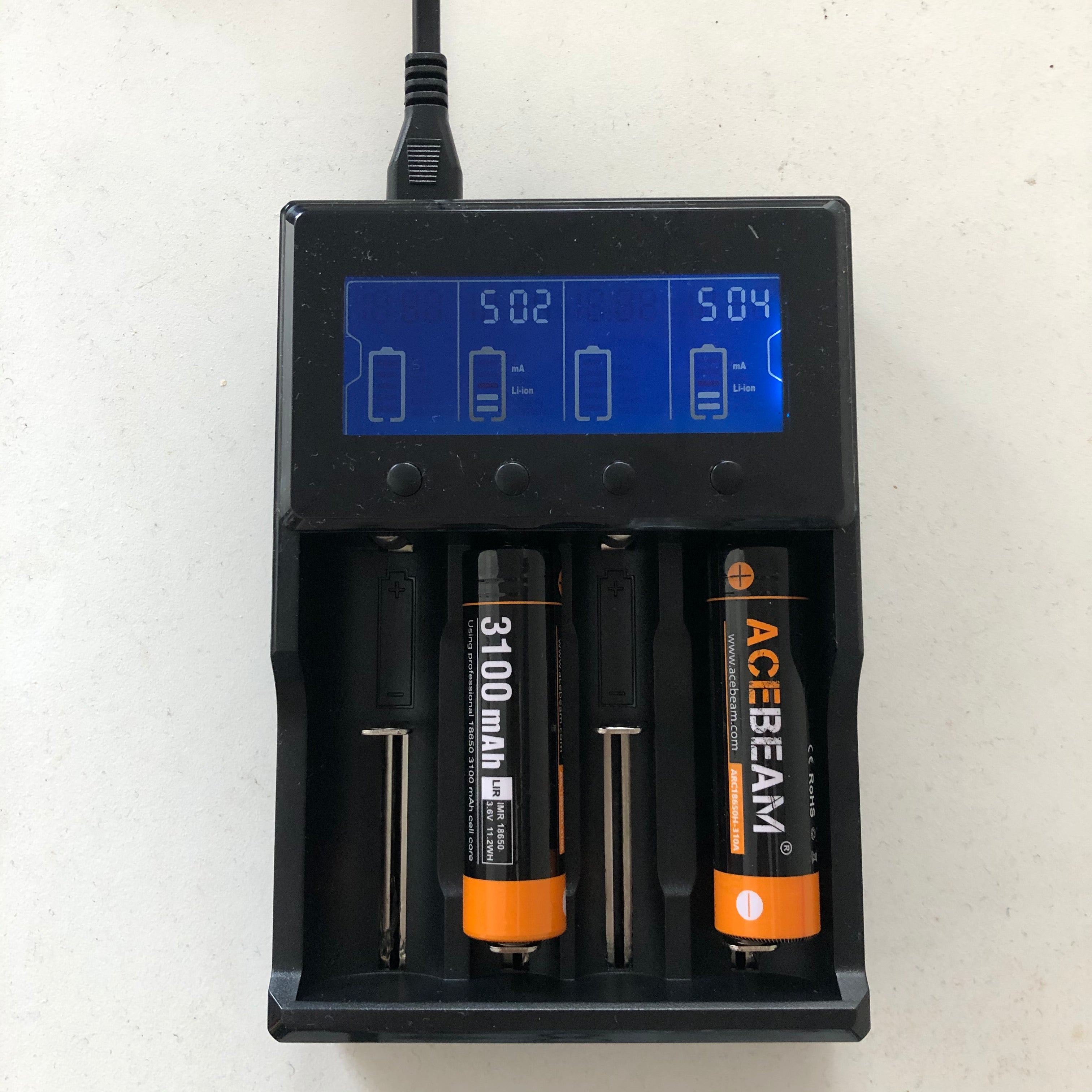 Acebeam A4 Advanced Multi Charger