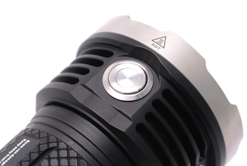 Acebeam X80GT come with side switches