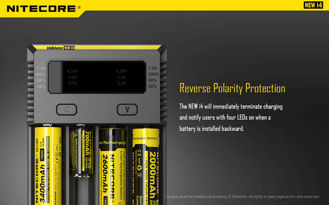 Nitecore i4 charger has reverse polarity protection.