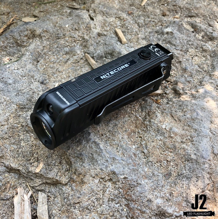 Nitecore P18 Unibody Die-cast Futuristic Tactical Flashlight - 1800 Lumen + Nitecore UI1 USB charger