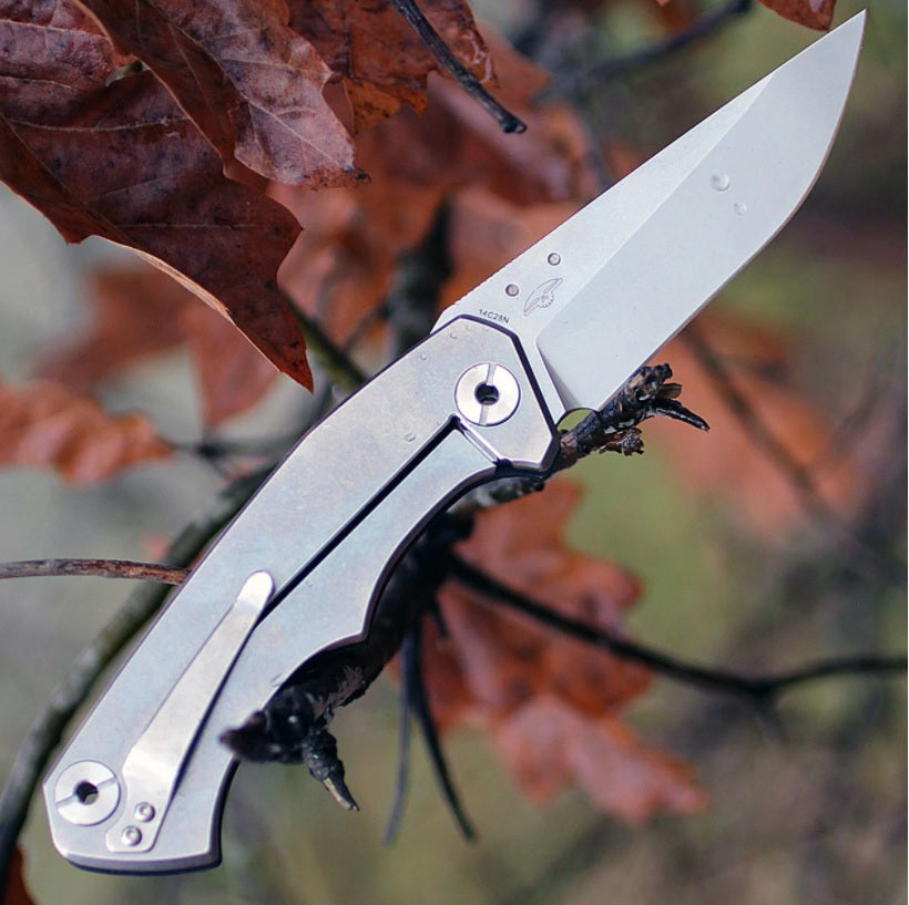 Real Steel RS7442 Real Steel Crusader Frame lock