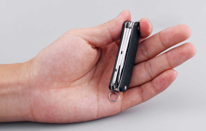 Ruike S31 Multifunction knife in one hand