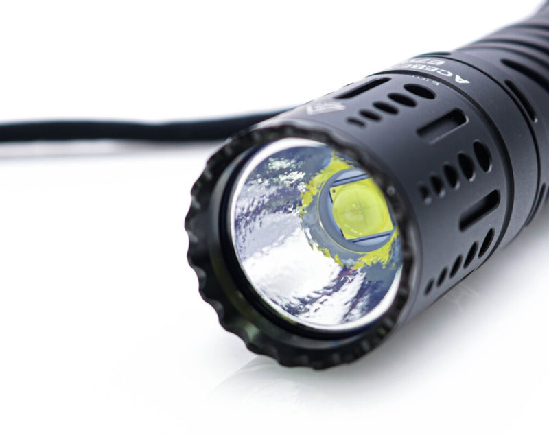 Acebeam E70-AL Compact EDC LED flashlight with 4600 lumens with bezel crown.
