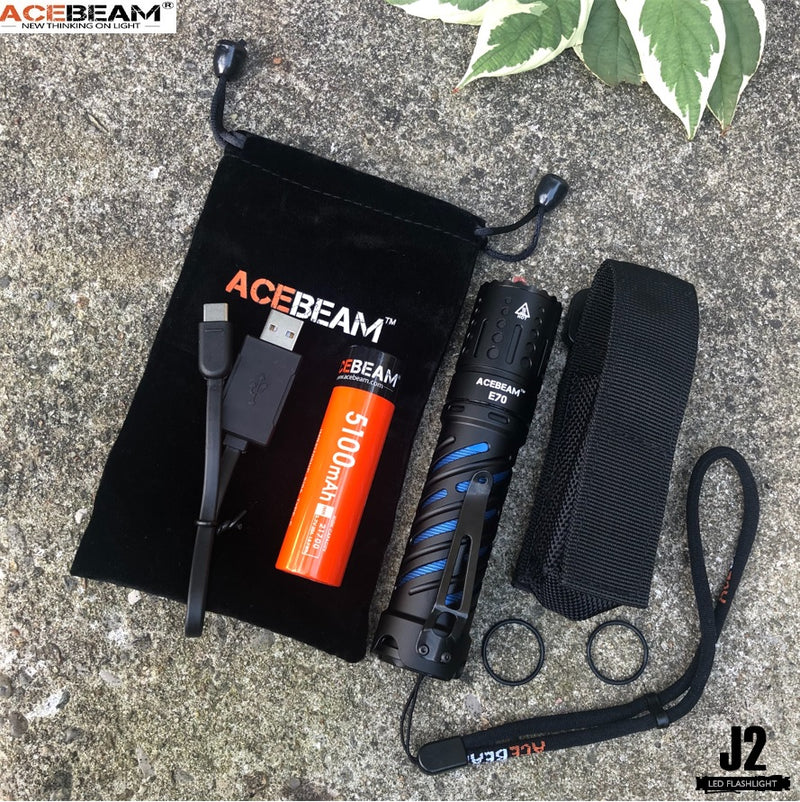 Acebeam E70-AL Compact EDC LED flashlight with 4600 lumens with accessories.