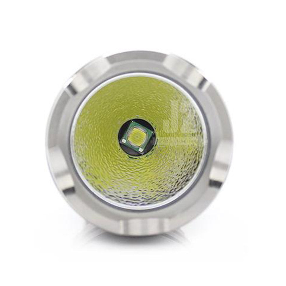 JETBeam RRT-2 LED Flashlight + Nitecore Micro-USB 2600mAh 18650 Rechargeable Battery