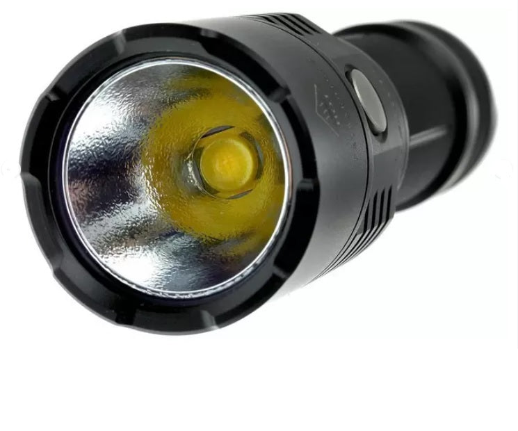Orange Peel reflector from FeniX PD40 26650 neutral white led flashlight with 1600 lumens.