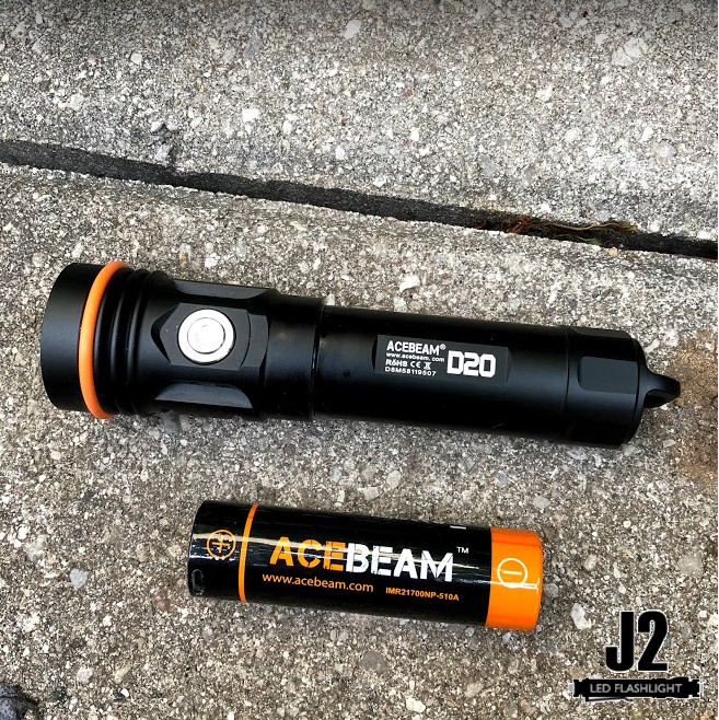 Acebeam D20 palm size Diving Light with astonishing 2700 lumens that reaches depths of 200 m