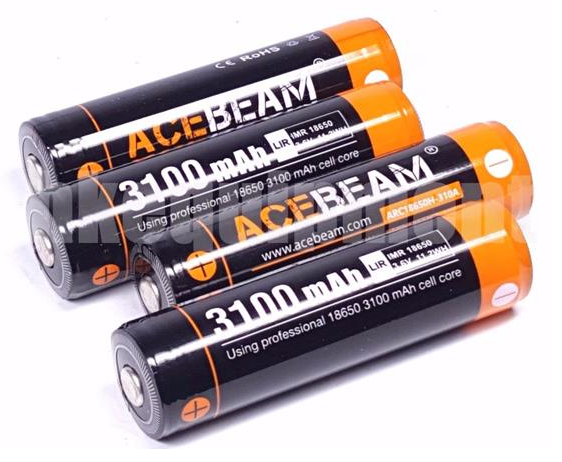 Acebeam K70 Search and Rescue Light with 4 x Acebeam 3100 mAh lithium batteries