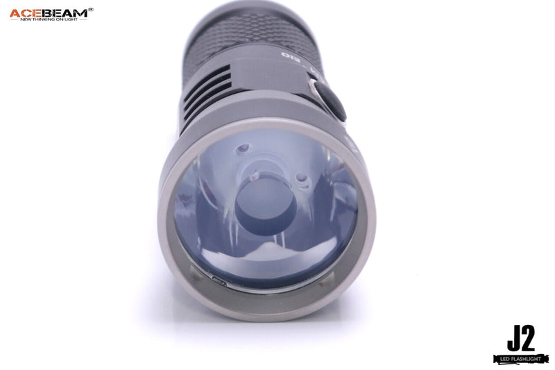 Acebeam E10 EDC flashlight with reflector