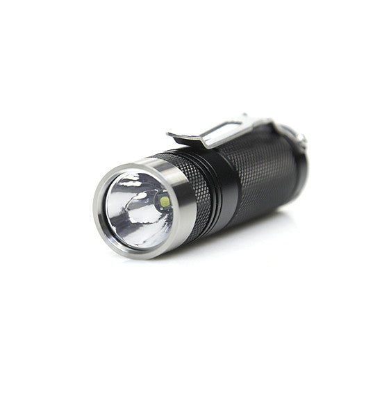 EagleTac D25C LED Flashlight